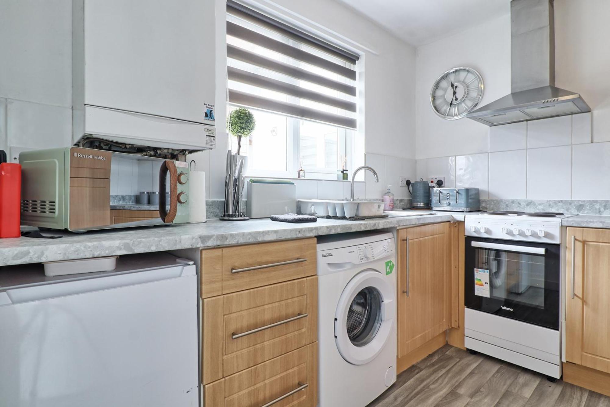 Luxury 3-Bed Apartment Near To London With Parking ホーンチャーチ エクステリア 写真